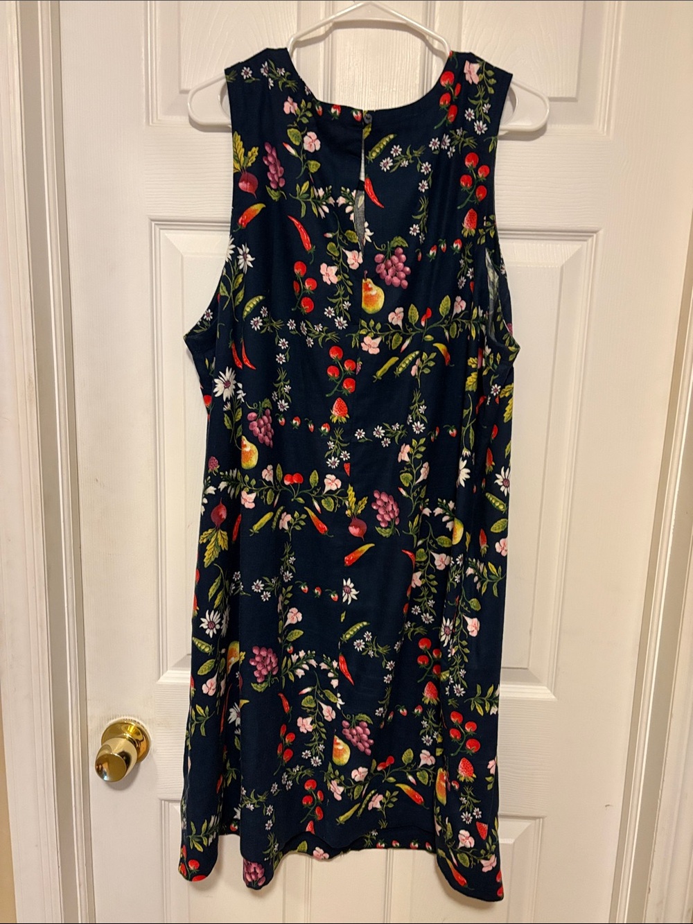 Old Navy Navy Sleeveless Floral & Fruit Print Shift Dress - Picture 4 of 4